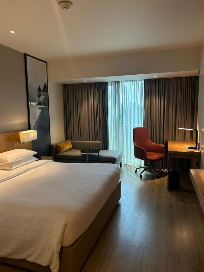 Hotel Courtyard By Marriott Nashik Esterno foto