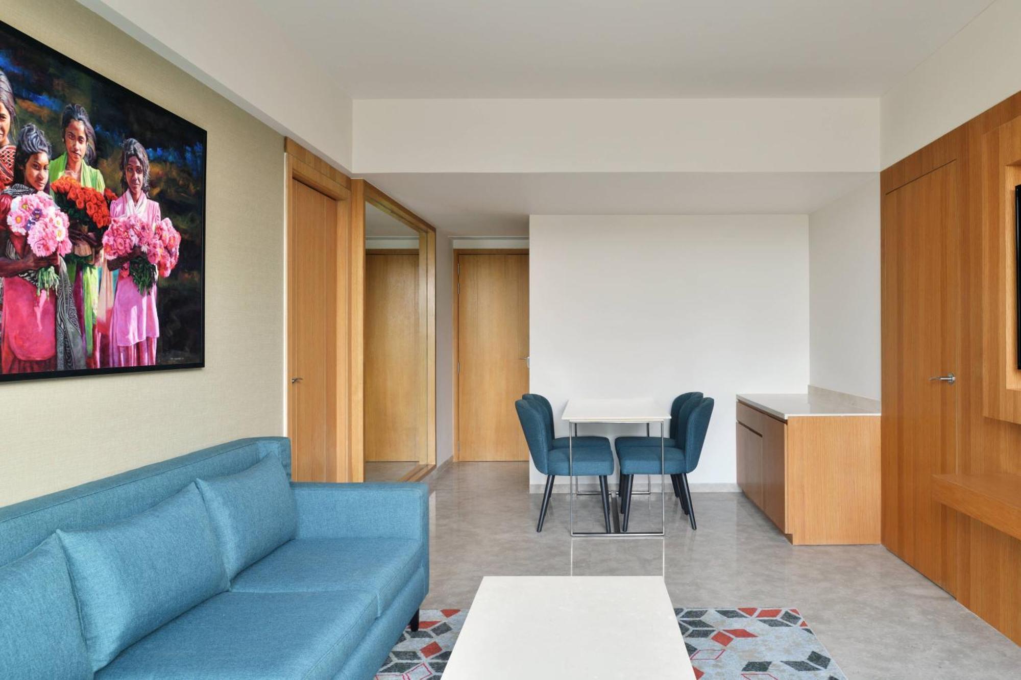 Hotel Courtyard By Marriott Nashik Esterno foto